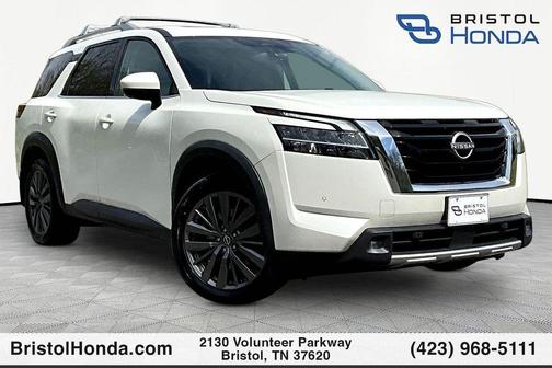 2022 Nissan Pathfinder SL 4WD