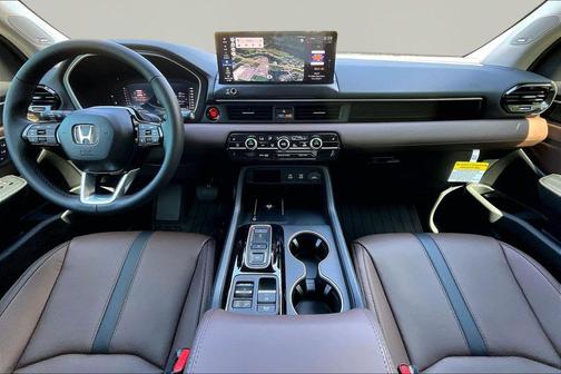 Platinum White Pearl 2026 Honda Pilot Touring 8-Passenger