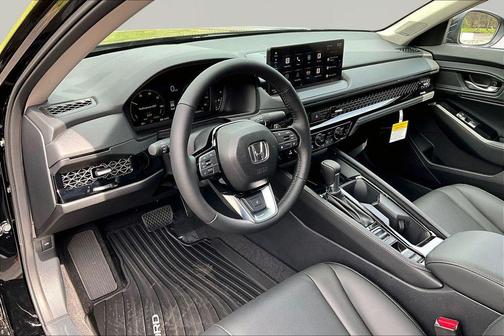 Crystal Black Pearl 2026 Honda Accord Hybrid Touring