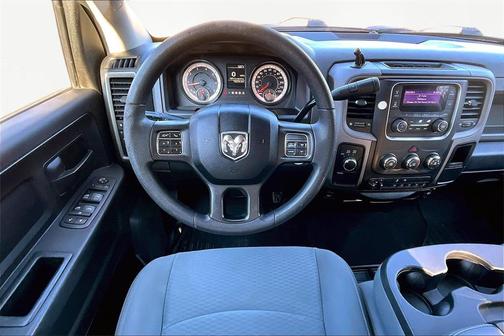 2018 RAM 2500 Tradesman Crew Cab 4x4 8' Box