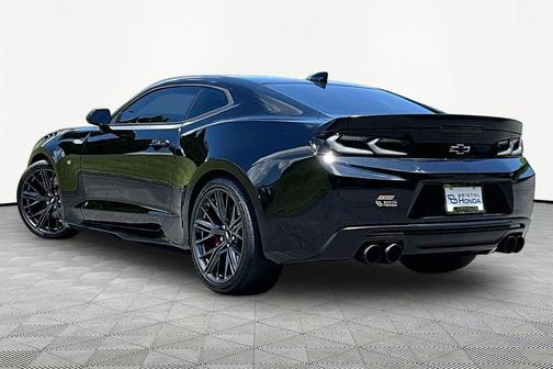 Mosaic Black Metallic 2017 Chevrolet Camaro 1SS