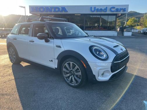 2023 MINI Clubman Cooper S ALL4