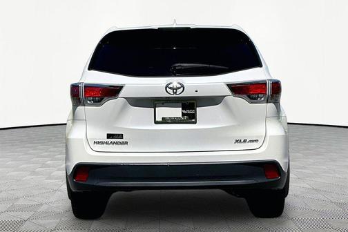 Blizzard White Pearl 2015 Toyota Highlander XLE
