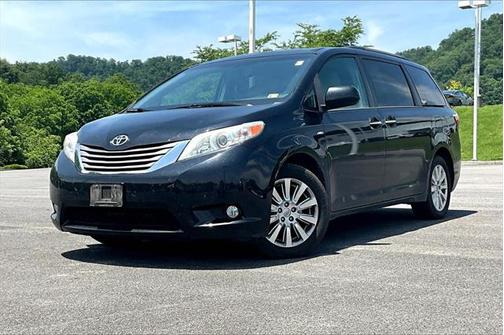 2016 Toyota Sienna XLE