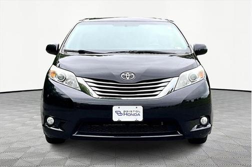 2016 Toyota Sienna XLE