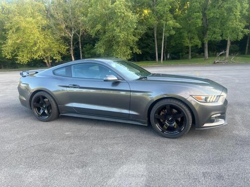 2015 Ford Mustang V6