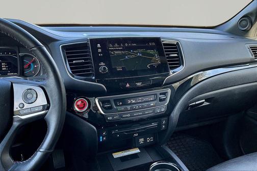 Crystal Black Pearl 2020 Honda Pilot AWD Black Edition