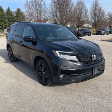 Crystal Black Pearl 2020 Honda Pilot AWD Black Edition