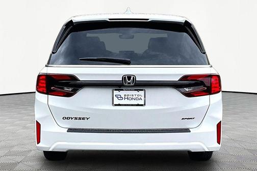 Platinum White Pearl 2026 Honda Odyssey Sport-L