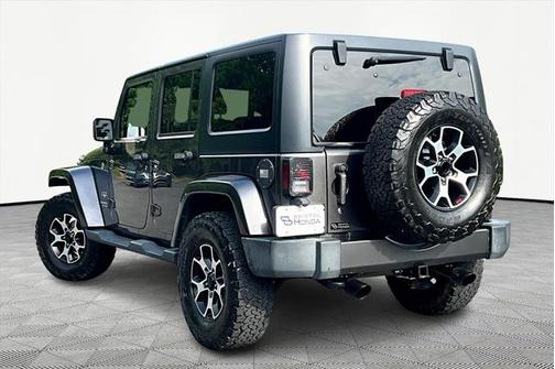 2016 Jeep Wrangler Unlimited Sahara