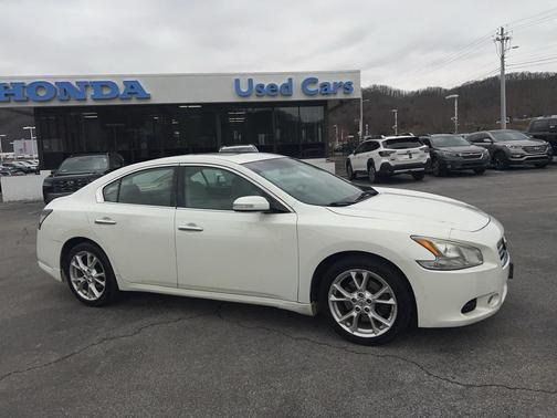 2014 Nissan Maxima SV