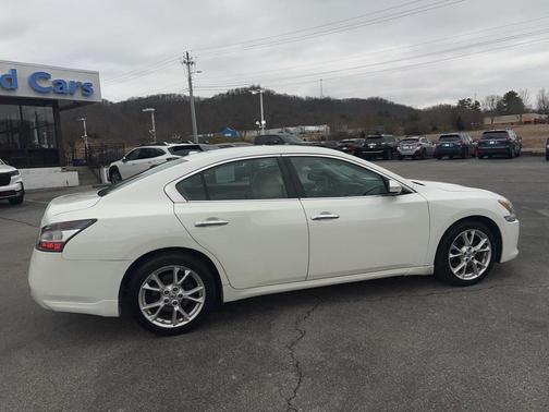 2014 Nissan Maxima SV