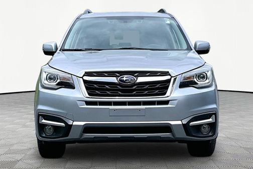 Ice Silver Metallic 2018 Subaru Forester 2.5i Touring