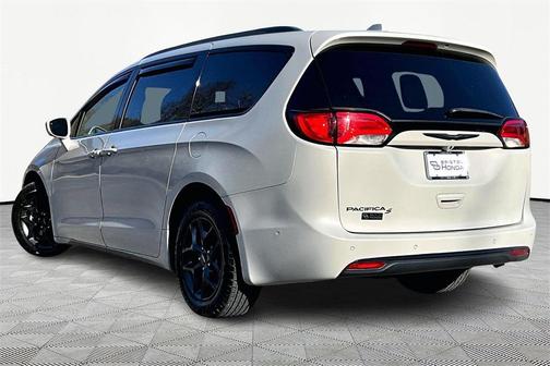 2020 Chrysler Pacifica Touring-L Plus