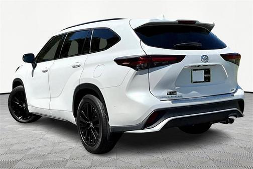 2024 Toyota Highlander XSE
