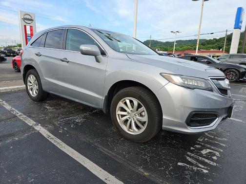 Lunar Silver Metallic 2017 Acura RDX Base