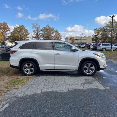 2016 Toyota Highlander Limited Platinum