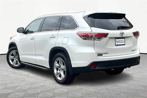 2016 Toyota Highlander Limited Platinum