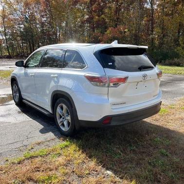 2016 Toyota Highlander Limited Platinum