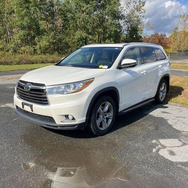 2016 Toyota Highlander Limited Platinum