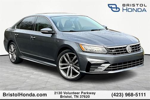 2017 Volkswagen Passat 1.8T R-Line w/Comfort