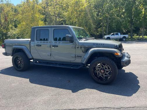 2021 Jeep Gladiator Willys 4x4