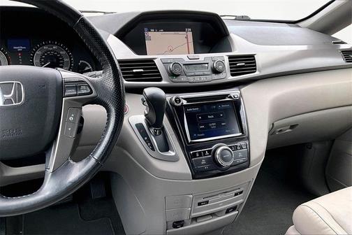 2016 Honda Odyssey Touring Elite