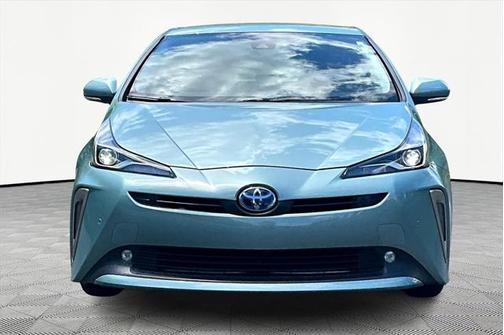 2022 Toyota Prius LE