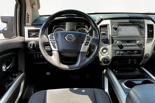 2016 Nissan Titan XD SV