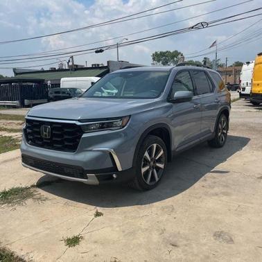 2025 Honda Pilot Touring 8-Passenger