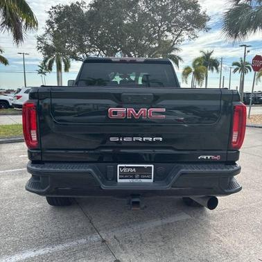 2021 GMC Sierra 2500 AT4
