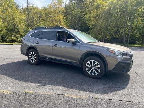 2022 Subaru Outback Premium