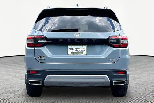 Gray Pearl 2024 Honda Pilot Touring 8-Passenger