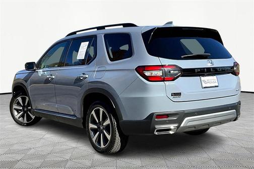 2023 Honda Pilot AWD Elite