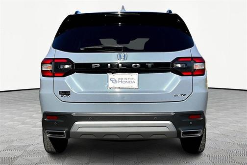 2023 Honda Pilot AWD Elite