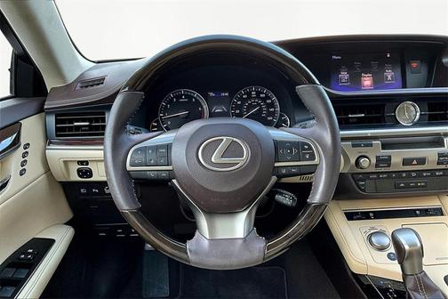 2016 Lexus ES 350 Base