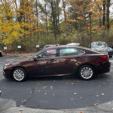 2016 Lexus ES 350 Base