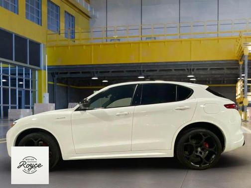 White 2023 Alfa Romeo Stelvio Ti