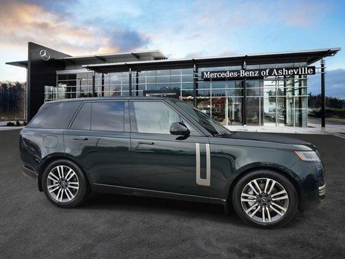 2024 Land Rover Range Rover P530 SE