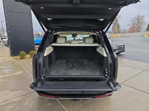 2024 Land Rover Range Rover P530 SE