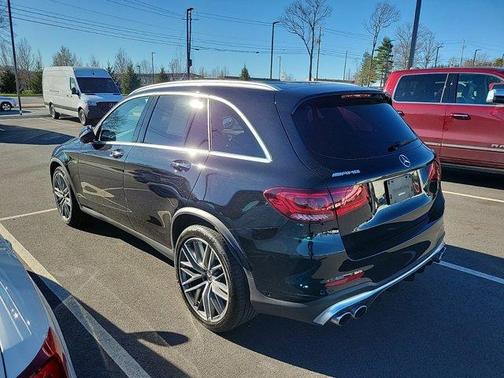 Photo 2 of 3 of 2020 Mercedes-Benz AMG GLC 43 Base 4MATIC