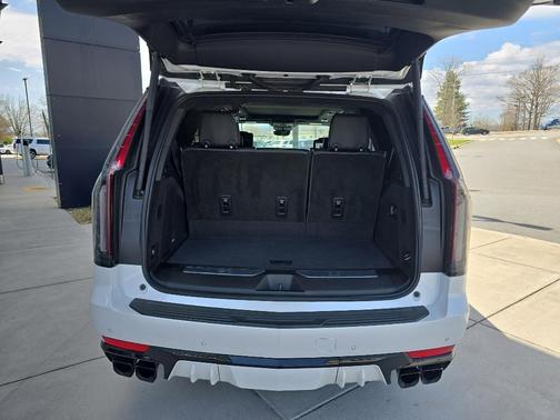 2024 Cadillac Escalade V-Series