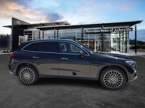 2025 Mercedes-Benz GLC 300 Base