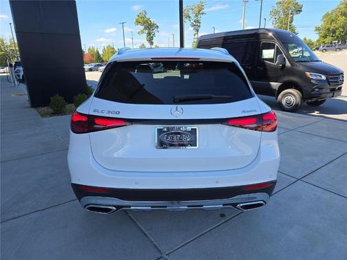 2026 Mercedes-Benz GLC 300 Base 4MATIC