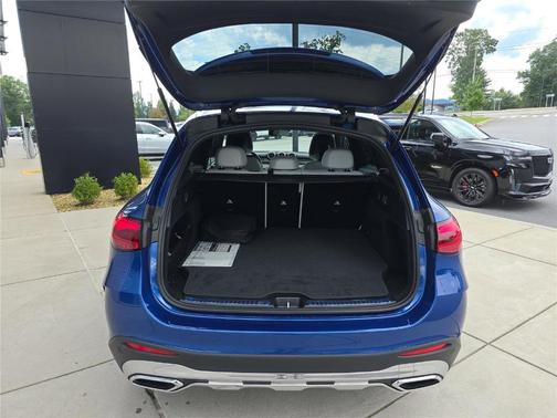 2025 Mercedes-Benz GLC 350e Base 4MATIC