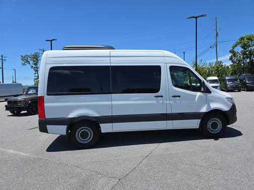 2024 Mercedes-Benz Sprinter 2500 Standard Roof