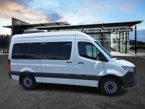 2024 Mercedes-Benz Sprinter 2500 Standard Roof