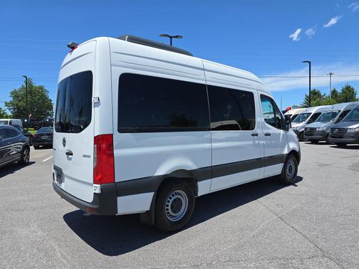 2024 Mercedes-Benz Sprinter 2500 Standard Roof