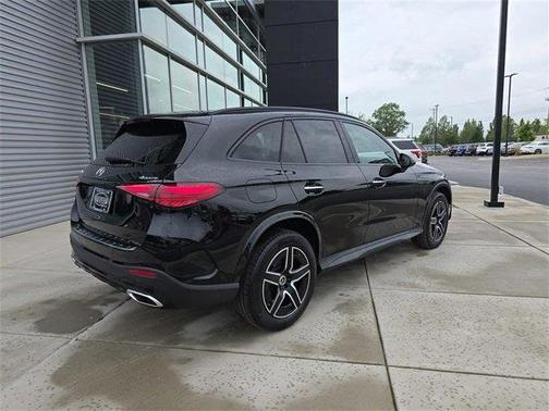2025 Mercedes-Benz GLC 300 Base 4MATIC