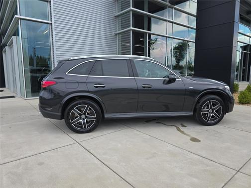 2025 Mercedes-Benz GLC 350e 